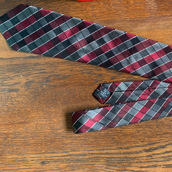 Calvin Klein Tie (3.25”) - Picture 2 of 5